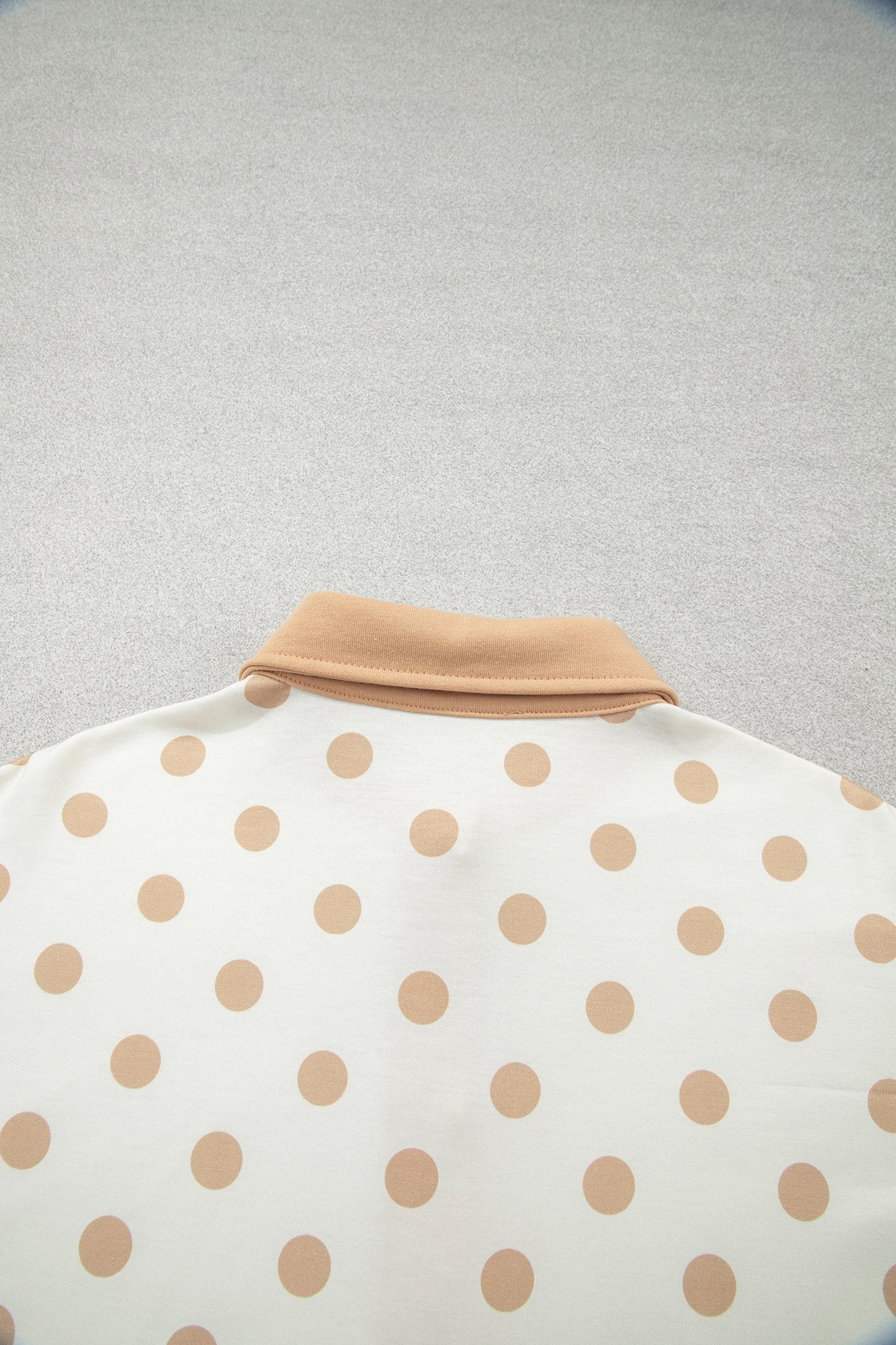 Zoey Pullover Patch Pocket Casual Shorts Set Pink or Khaki Outfit  Indie & Co. Ladies polka dot