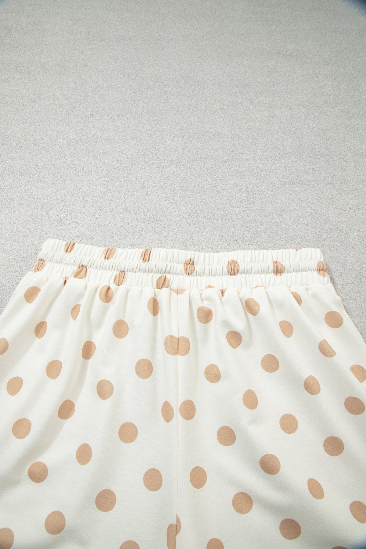 Zoey Pullover Patch Pocket Casual Shorts Set Pink or Khaki Outfit  Indie & Co. Ladies polka dot