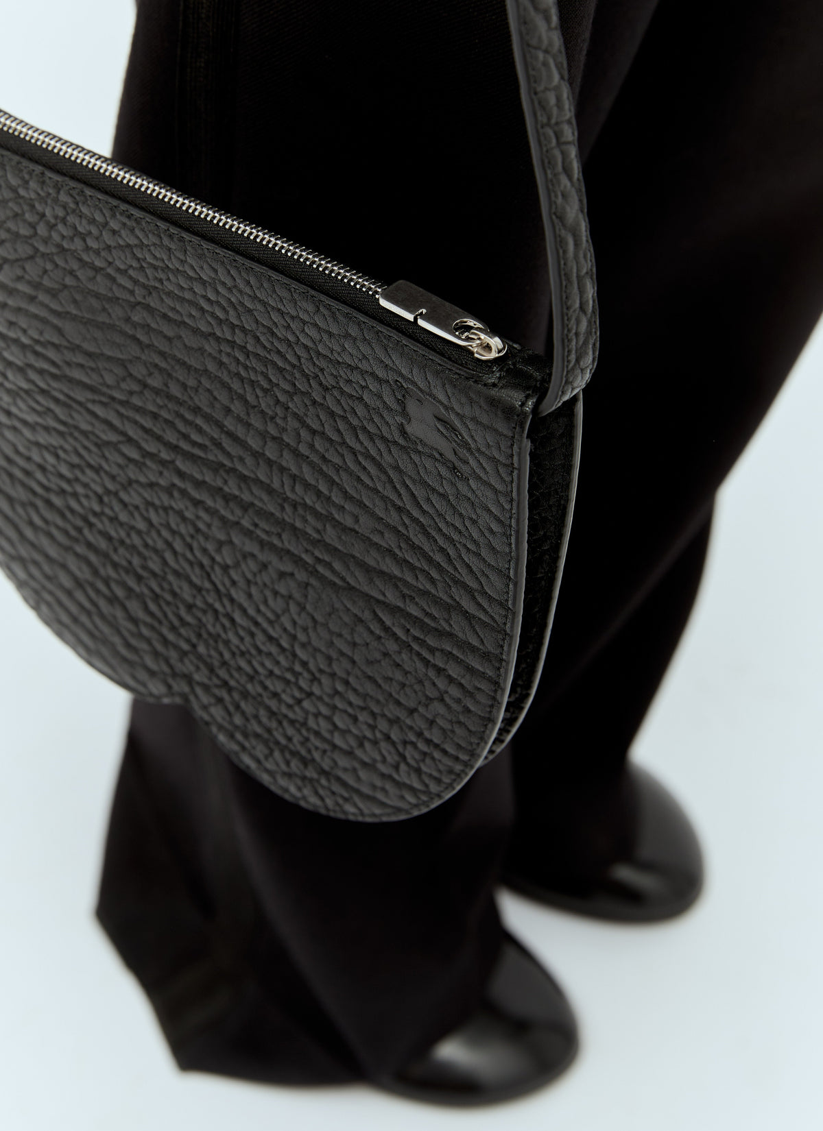 Burberry Chess Pouch Shoulder Bag ladies leather black purse handbag