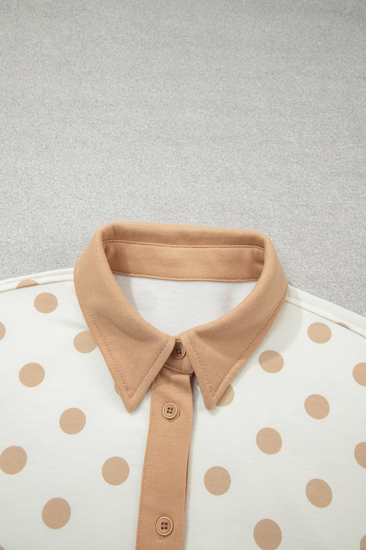 Zoey Pullover Patch Pocket Casual Shorts Set Pink or Khaki Outfit  Indie & Co. Ladies polka dot